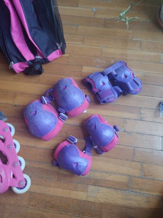 Patines en línea Oxelo protecciones y bolsa
