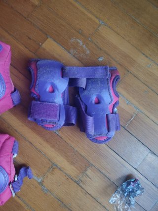 Patines en línea Oxelo protecciones y bolsa