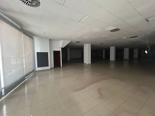 Local comercial en alquiler en Arco Norte - Avda. España en Dos Hermanas