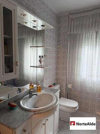 Piso en venta en Centro - Desierto - Arrontegi en Barakaldo