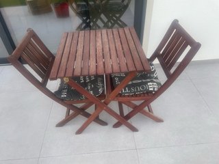 Mesa y 2 Sillas de Jardín Madera
