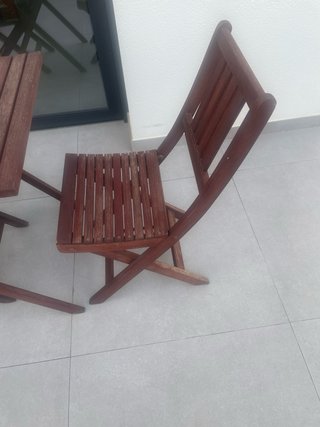 Mesa y 2 Sillas de Jardín Madera