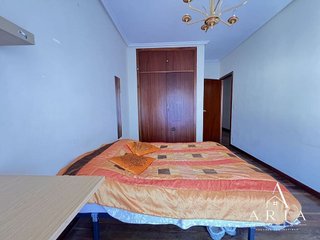 Piso en venta en San Pedro de Deusto-La Ribera en Bilbao