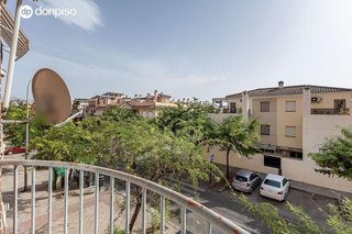 Piso en venta en Almanjáyar en Granada