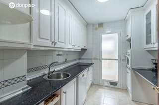 Piso en venta en Almanjáyar en Granada