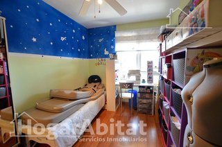 Piso en venta en Tómbola en Alicante