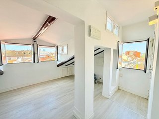 Piso en venta en Cortes - Huertas en Madrid