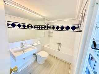 Piso en venta en Cortes - Huertas en Madrid