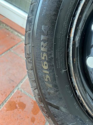 2 ruedas completas peugeot 206 neumaticos al 80%