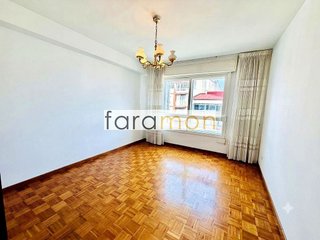 Piso en venta en Travesía de Vigo - San Xoán en Vigo