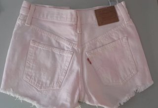 Pantalón corto vaquero Levi's rosa palo