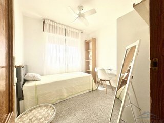 Piso en venta en Barrio Alto - San Félix - Oliveros - Altamira en Almería