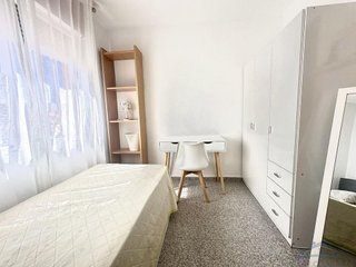 Piso en venta en Barrio Alto - San Félix - Oliveros - Altamira en Almería