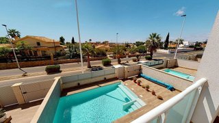 Chalet en venta en La Siesta - El Salado - Torreta en Torrevieja