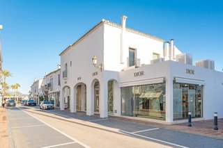 Casa adosada en venta en La Dama de Noche-La Alzambra en Marbella