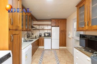 Casa adosada en venta en Almanjáyar en Granada