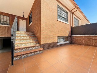 Casa adosada en venta en Humanes de Madrid