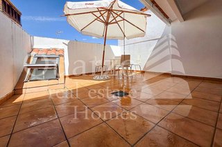 Casa adosada en venta en Ceclavín