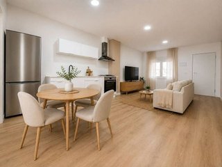 Chalet en venta en Avda. de Abril. - 9 de octubre en Sagunto