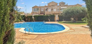 Casa en venta en Nueva Torrevieja - Aguas Nuevas en Torrevieja