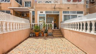 Casa en venta en Nueva Torrevieja - Aguas Nuevas en Torrevieja