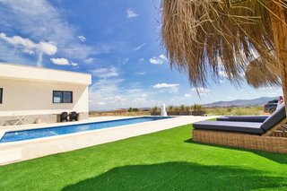 Chalet en venta en Pinós