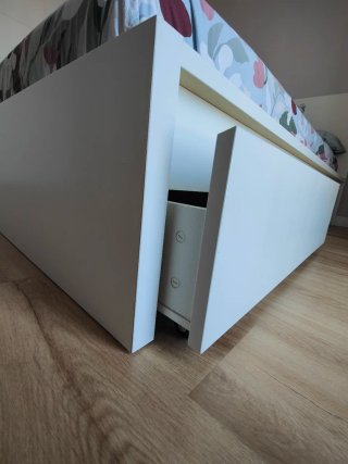 Estructura de cama Malm Ikea 180x200 con 4 cajones