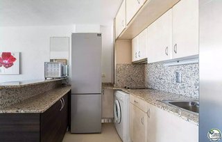 Piso en venta en Salatar en Roses