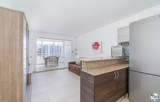 Piso en venta en Salatar en Roses