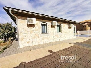 Chalet en venta en Centro en Alhaurín de la Torre