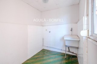 Ático en venta en Sant Antoni en Barcelona