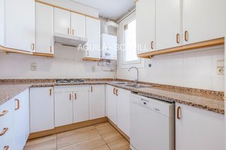 Ático en venta en Sant Antoni en Barcelona