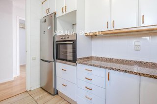 Ático en venta en Sant Antoni en Barcelona