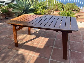 Mesa extensible madera terraza jardín