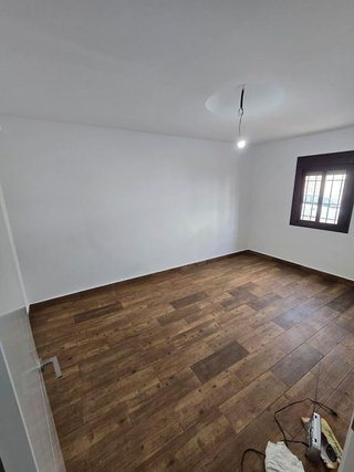 Casa adosada en venta en Brenes