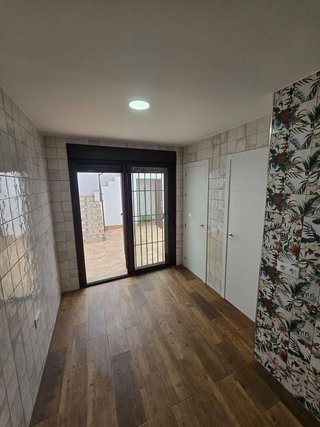 Casa adosada en venta en Brenes