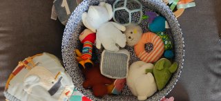Lote Juguetes Bebé: Peluches y Pelotas