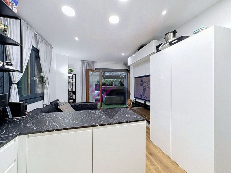 2-bedroom flat for sale in Encamp · 5 of 11