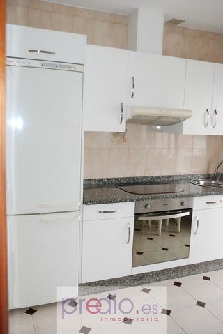 Piso en venta en Residencia - Abella en Lugo
