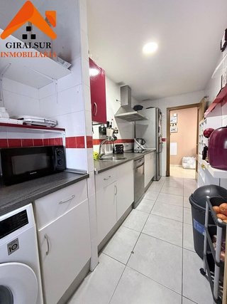 Piso en venta en Parque Alcosa - Jardines del Edén en Sevilla