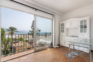 Piso en venta en Puerto Banús en Marbella