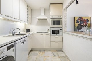 Piso en venta en Puerto Banús en Marbella