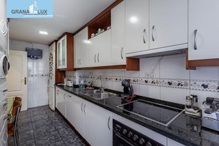 Piso en venta en Cervantes en Granada