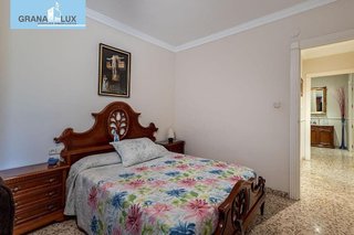 Piso en venta en Cervantes en Granada