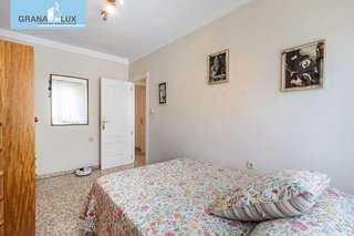 Piso en venta en Cervantes en Granada