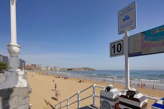 Ático en venta en La Arena en Gijón