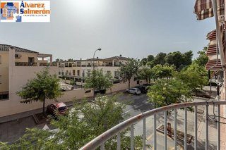 Piso en venta en Almanjáyar en Granada