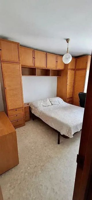 Piso en venta en Girón - Las Delicias - Tabacalera en Málaga