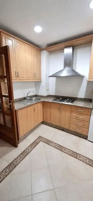 Piso en venta en Girón - Las Delicias - Tabacalera en Málaga