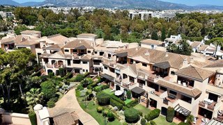 Piso en venta en Puerto Banús en Marbella